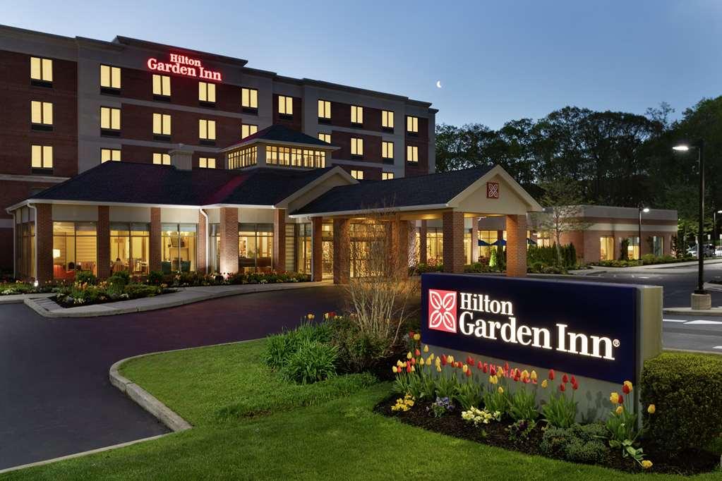 Hilton Garden Inn Tampa East Brandon Exterior foto