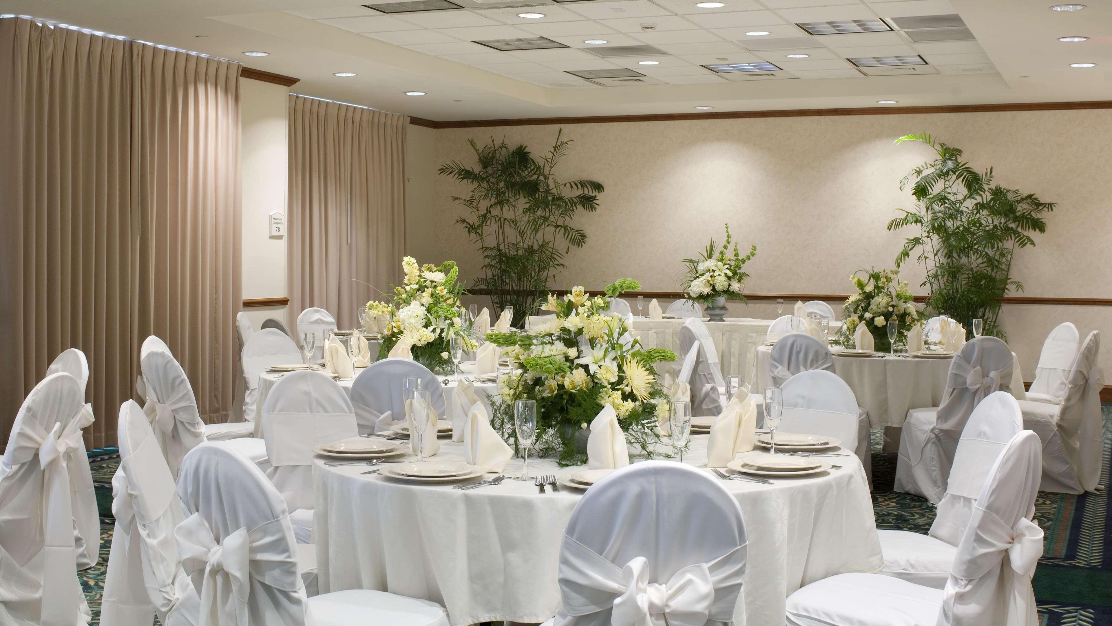 Hilton Garden Inn Tampa East Brandon Restaurante foto