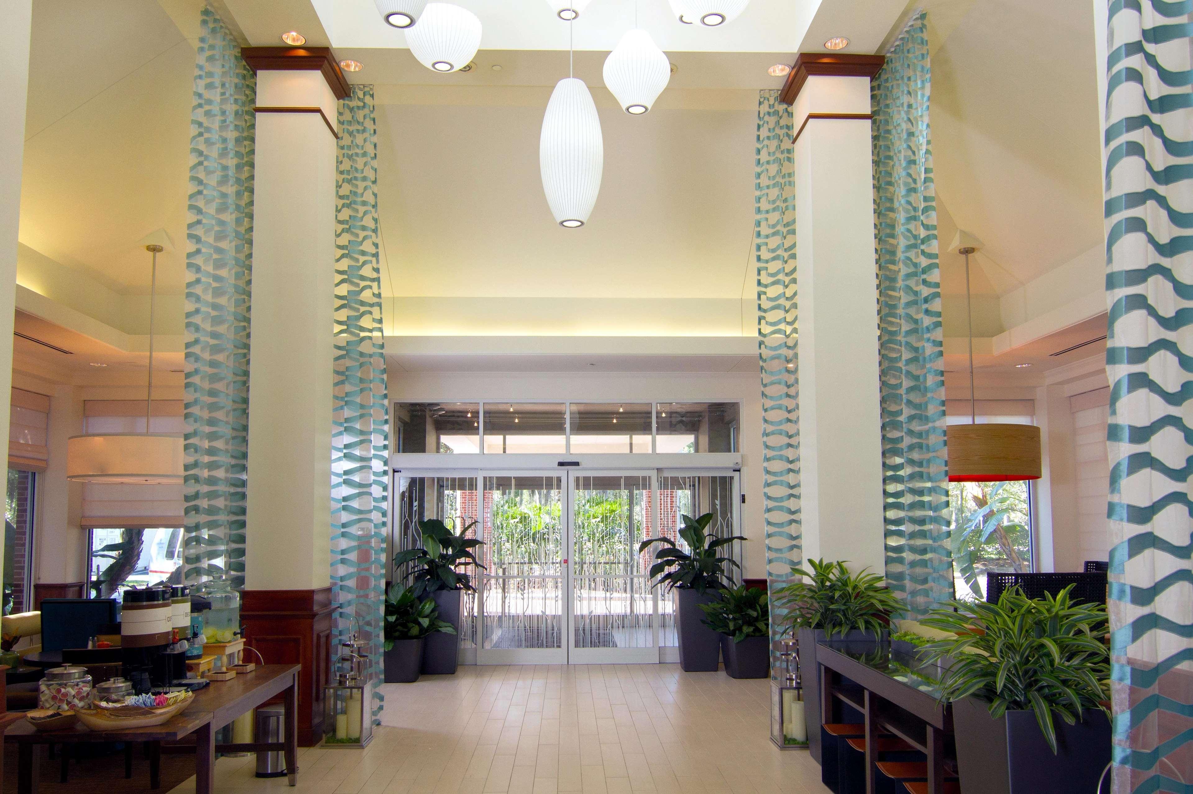 Hilton Garden Inn Tampa East Brandon Exterior foto