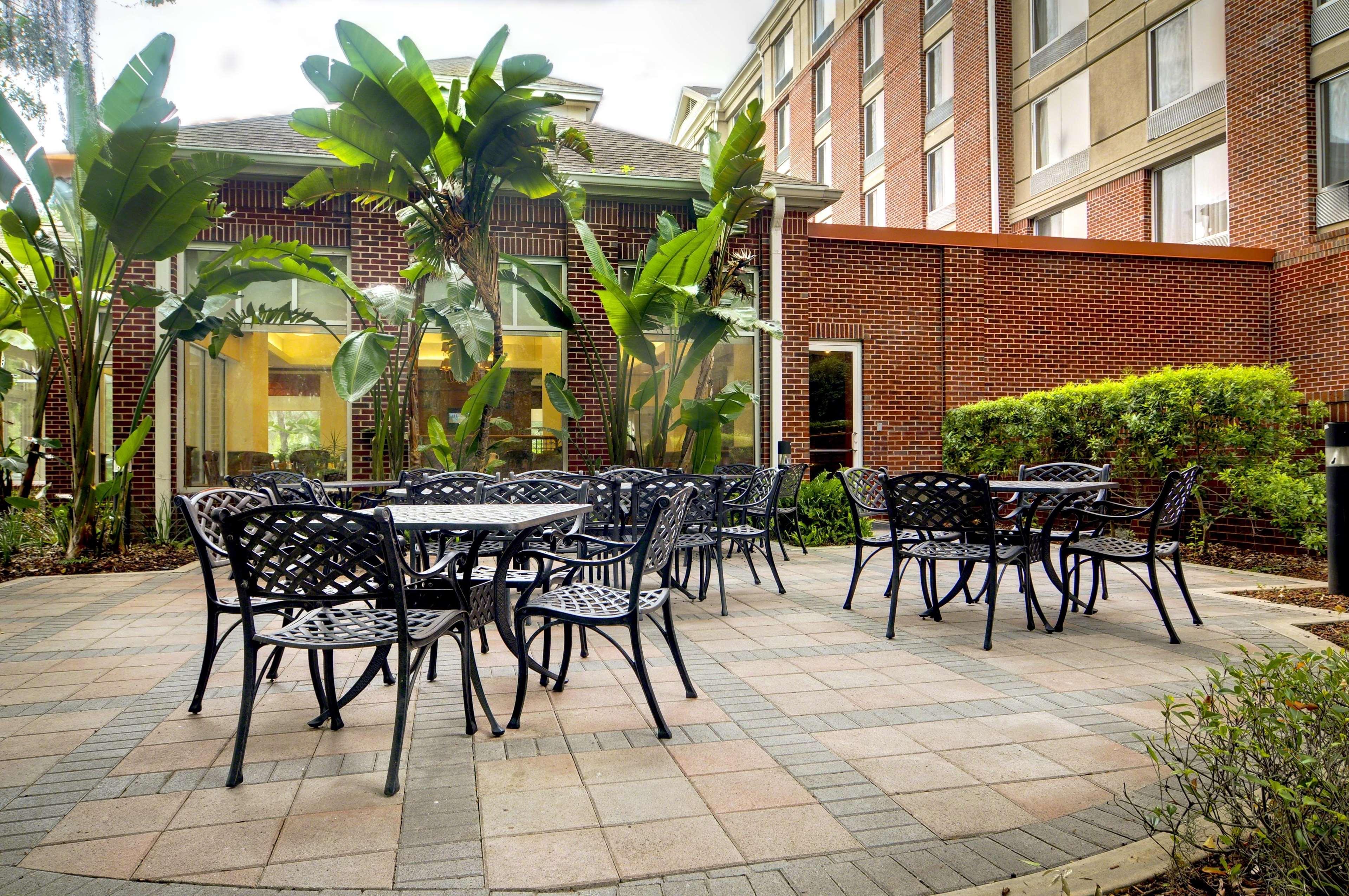 Hilton Garden Inn Tampa East Brandon Exterior foto