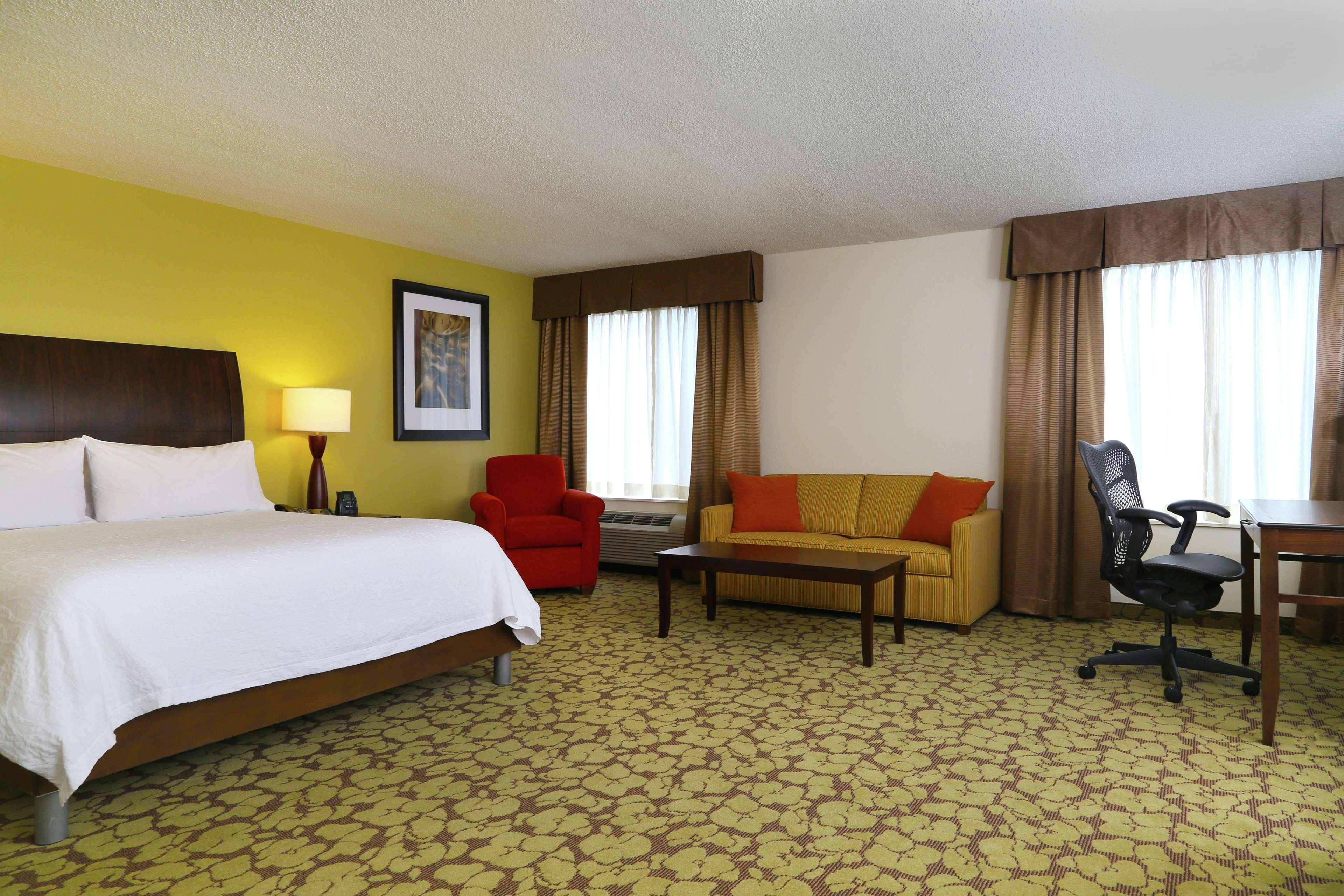 Hilton Garden Inn Tampa East Brandon Exterior foto