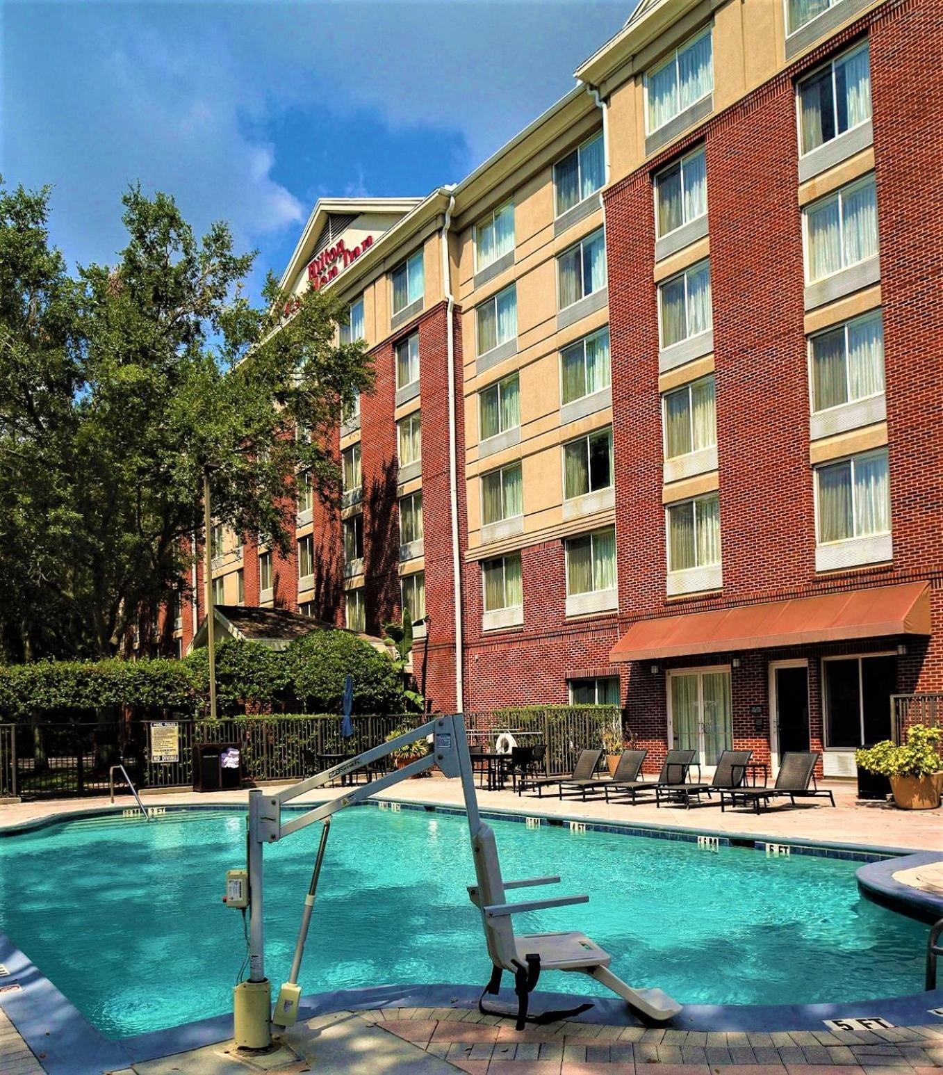 Hilton Garden Inn Tampa East Brandon Exterior foto